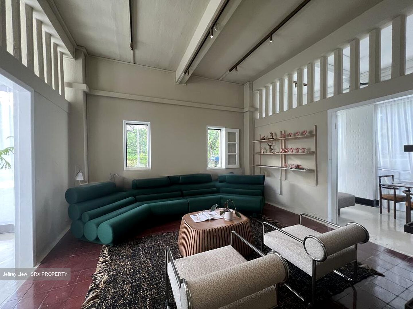 Baker Street (D28), Office #523166601
